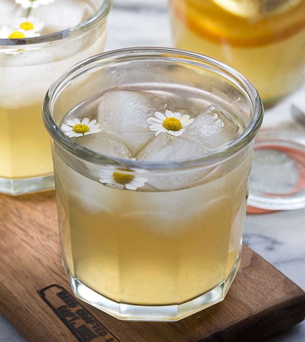 Chamomile Bourbon Spring Cocktail | Spring Cocktail Recipes