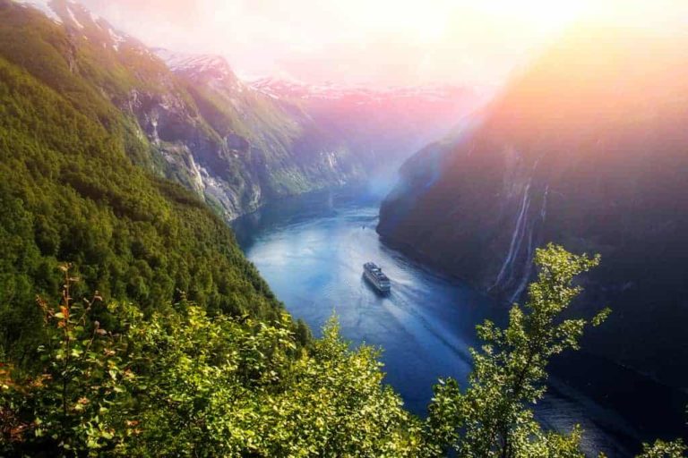 10 Best Cruise Destinations in the World According to Cruise Ship Captains