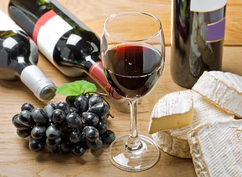 Carmenere Wine & Grape Variety Description, Food Pairings | Winetraveler.com