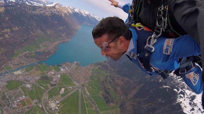 Things to do in Interlaken and Europe for 3 Weeks | Helicopter Skydiving | Winetraveler.com
