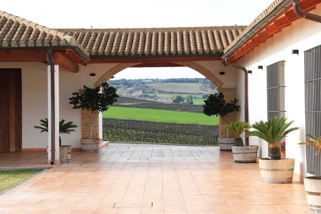 Visiting Huerta de Albalá in Spain | Winetraveler.com