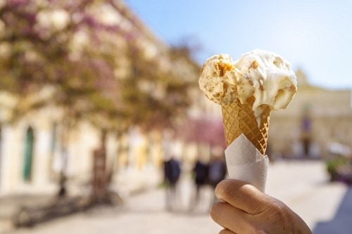 Best Things to Do in Milan - Eat Gelato Ice Cream | Winetraveler.com