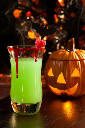 The Best Cocktails to Make for Halloween with Recipes