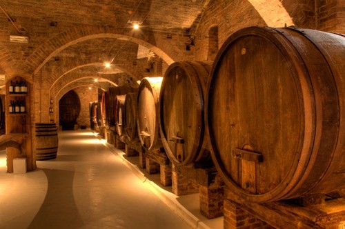 How To Do a Wine Tour in the Cellar Like a Pro | Winetraveler.com