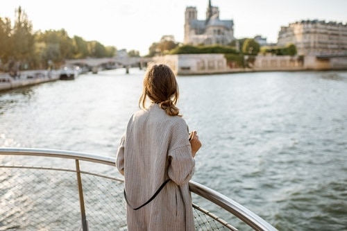 Best Things To Do in Paris - Explore the Seine River with a Dinner and Drinks Cruise | Winetraveler.com