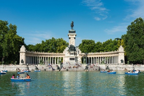 Retiro Park in Madrid Spain - Most Beautiful City Parks in Europe | Winetraveler.com