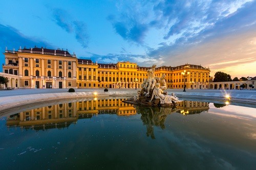 Best Things To Do in Vienna - See The Palaces and Architecture | Winetraveler.com