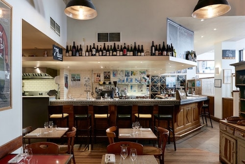 Terroirs Wine Bar in London | Best London Wine Bars to Visit | Winetraveler.com