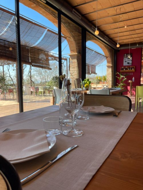 Cosy wine and dine in Priorat. Courtesy of the Les Figueres restaurant / Clos Figueras