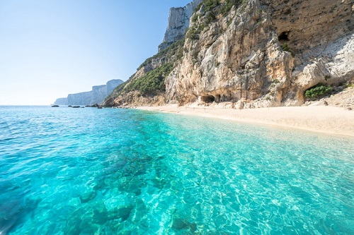 Best Beach Vacation Ideas for Wine Lovers: Sardinia