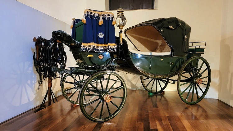 Example of a carriage used in royal weddings at Royal Andalusian School of Equestrian Art