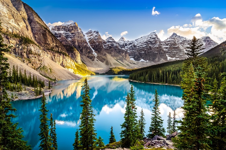 Banff, Canada lake view during the fall season