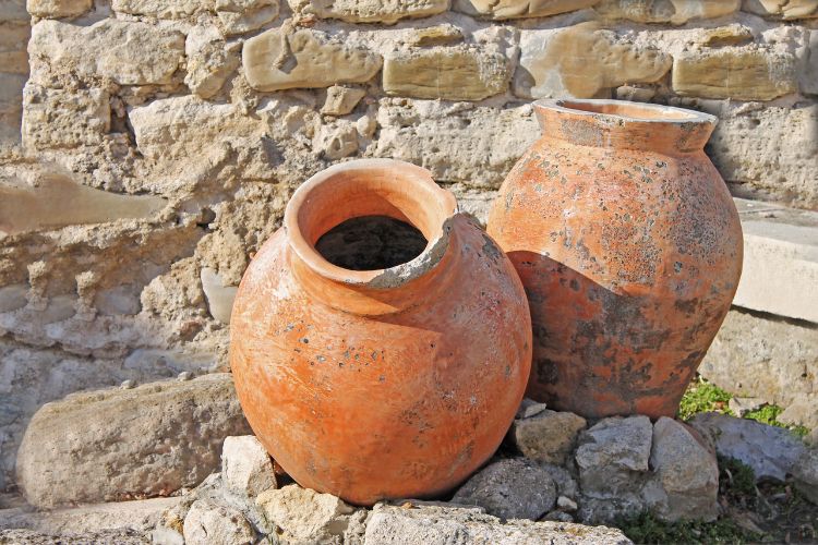 amphorae in Georgia the country