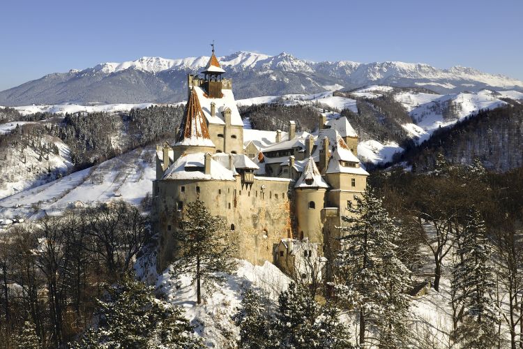 Bran Castle, Romania (Dracula's Castle Near Transylvania and Wallachia) | Winetraveler.com