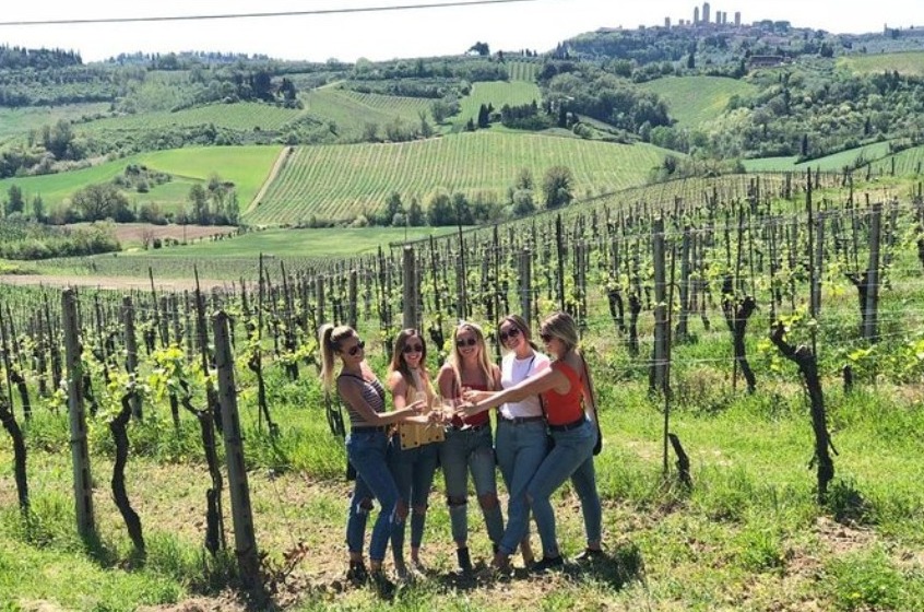Tuscan wine tour day trip with lunch vineyard views with the girls