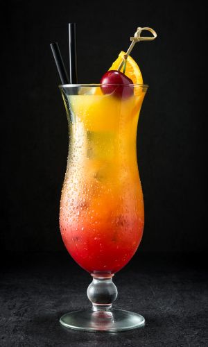 10 Most Popular Tropical Drink Recipes • Winetraveler