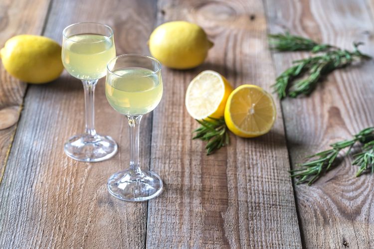 Best Limoncello Recipe - How To Make Limoncello