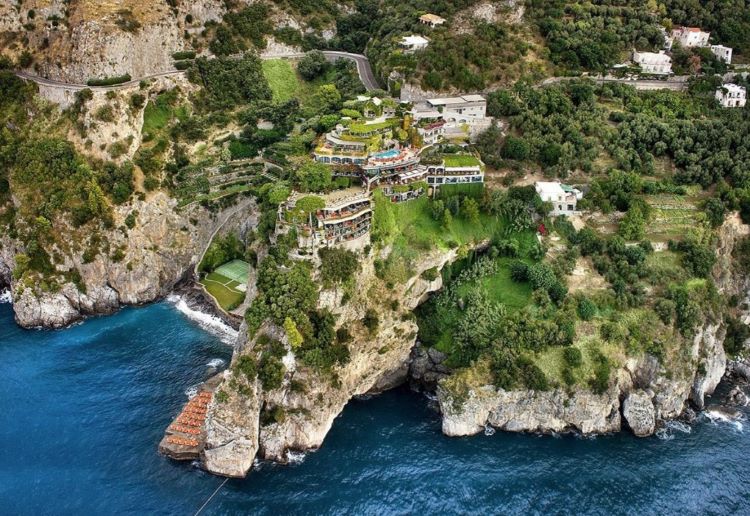 Amalfi coast: 5 legendary hotels to book in Italy Best hotels amalfi coast positano