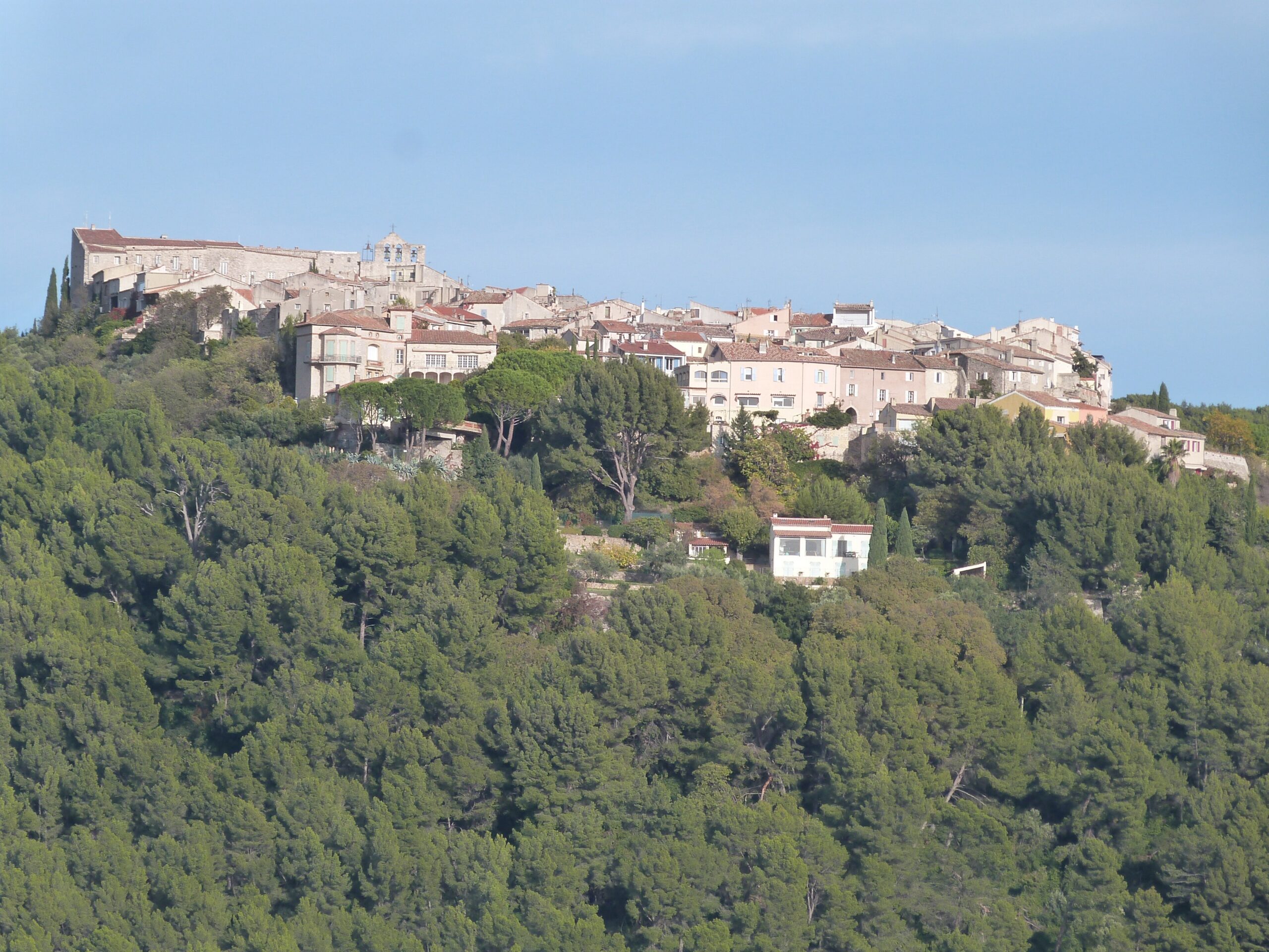 The perched village of Le Castellet above the Bandol vineyards