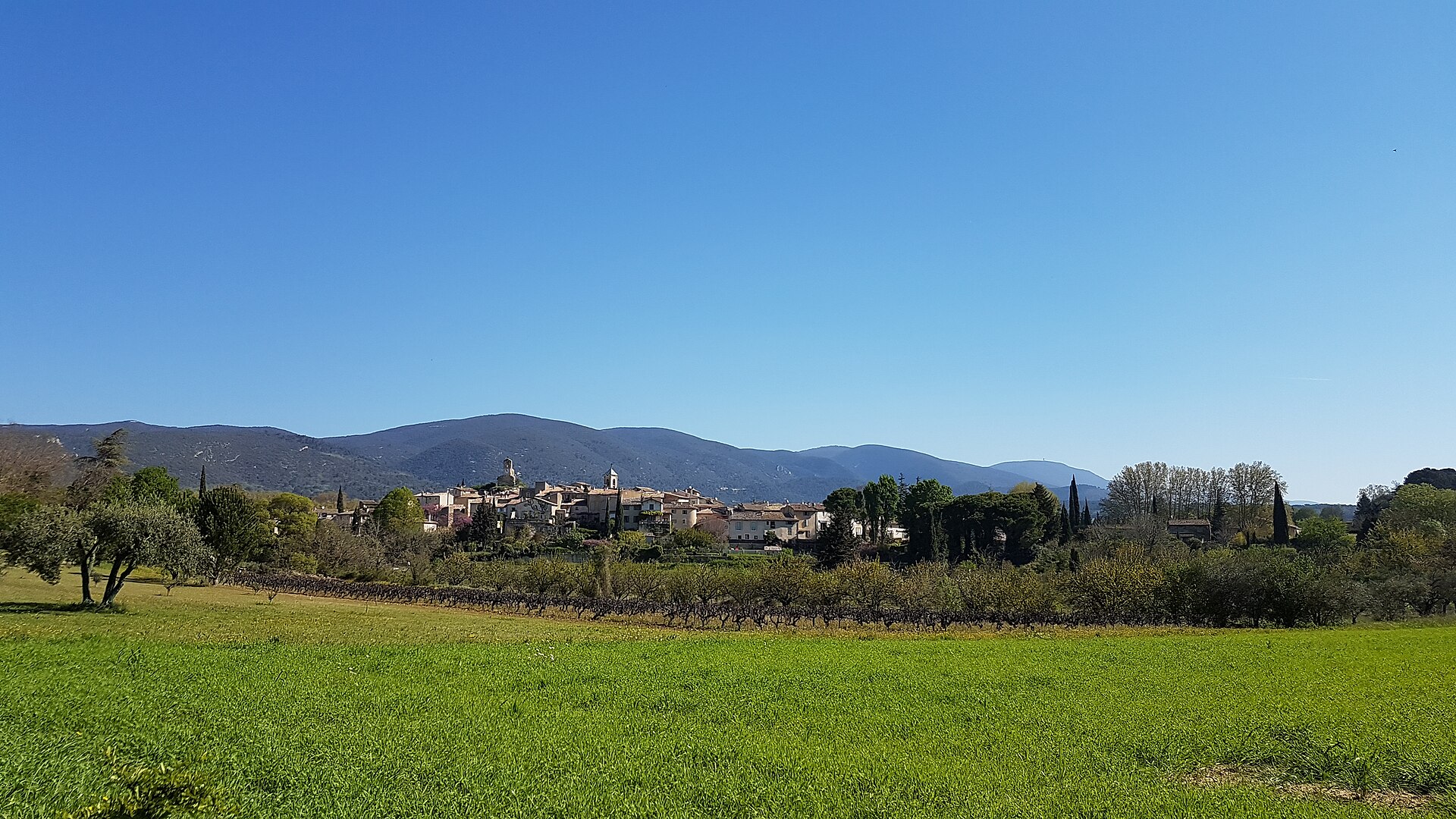 Lourmarin at the foot of the Luberon, Provence